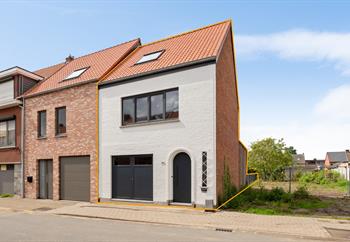 Woning te koop Hoevenen