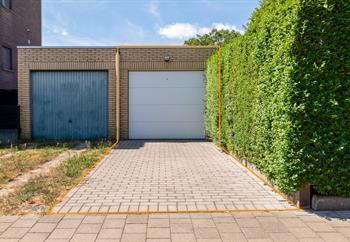Garage te koop Hoevenen